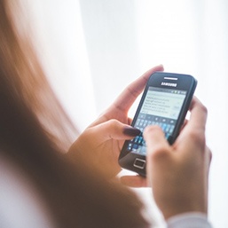 Comment rédiger un SMS commercial en 6 étapes ?